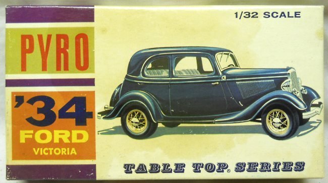 Pyro 1/32 1934 Ford Victoria Coupe, C305-50 plastic model kit